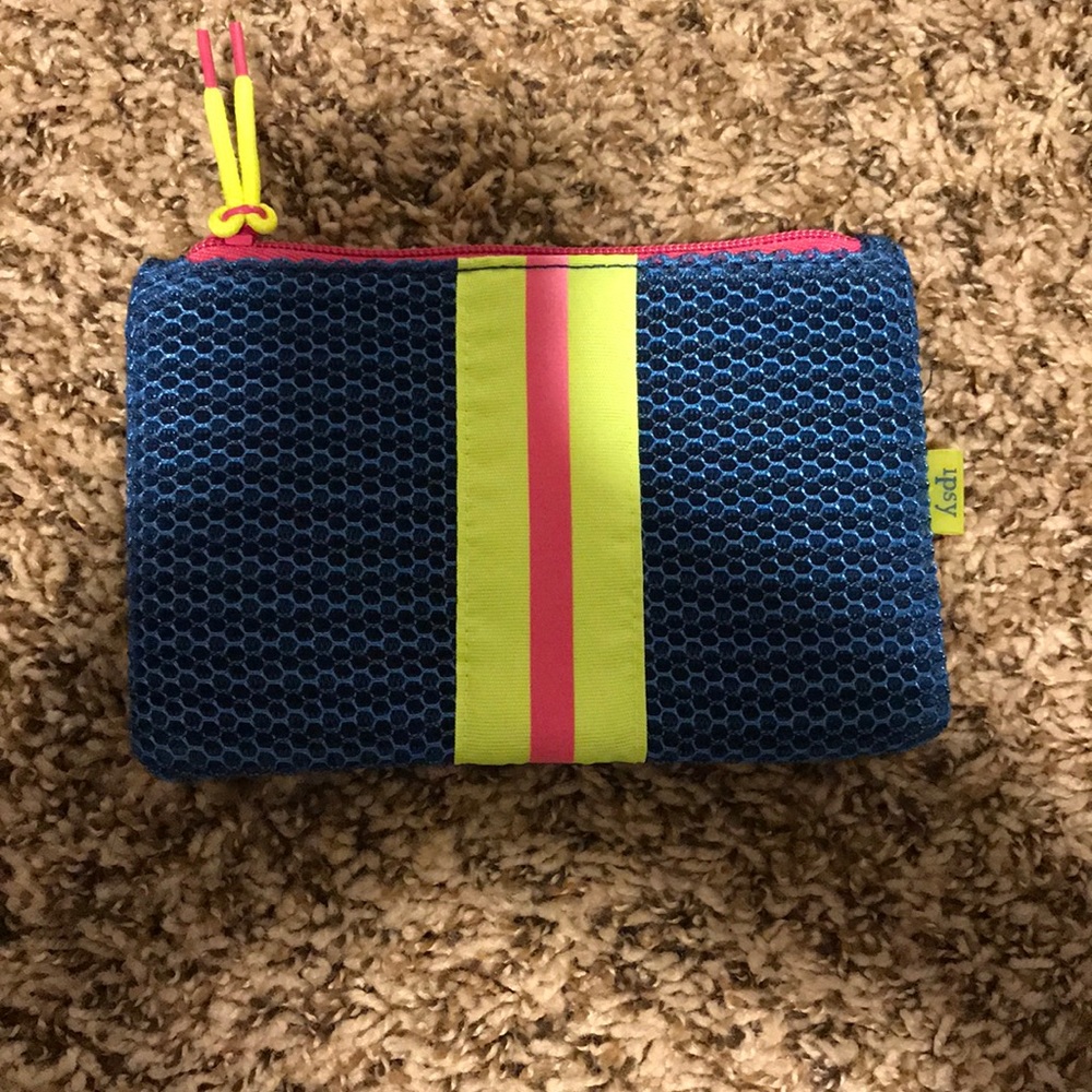 Makeup bag